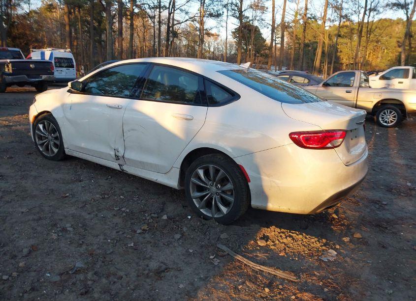 Photo 3 of 2015 Chrysler 200 S (VIN 1C3CCCDG9FN522865)