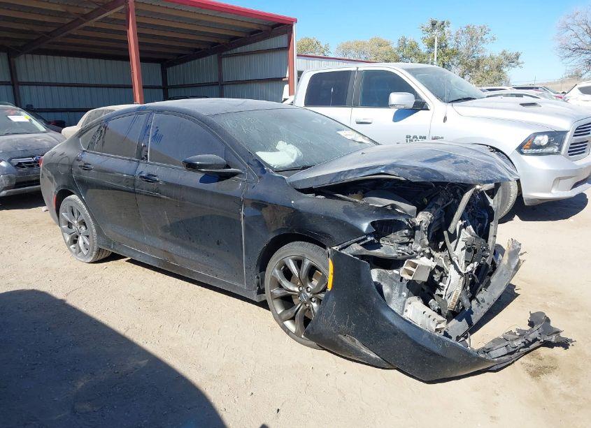 2015 Chrysler 200 S (VIN 1C3CCCDG9FN589191) main photo