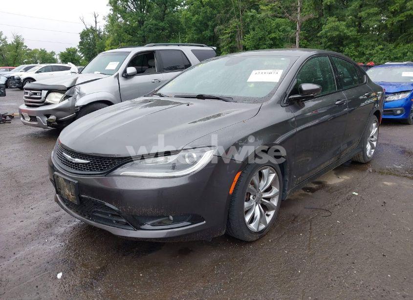 Photo 2 of 2015 Chrysler 200 S (VIN 1C3CCCDG9FN665041)