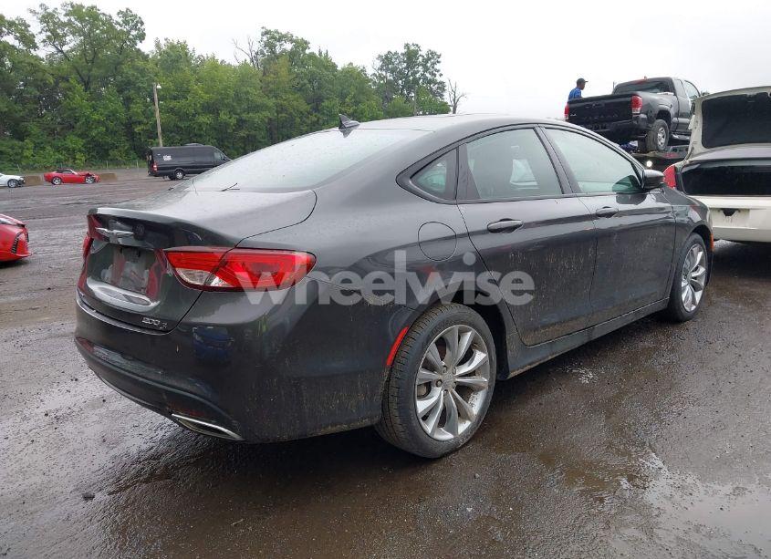 Photo 4 of 2015 Chrysler 200 S (VIN 1C3CCCDG9FN665041)