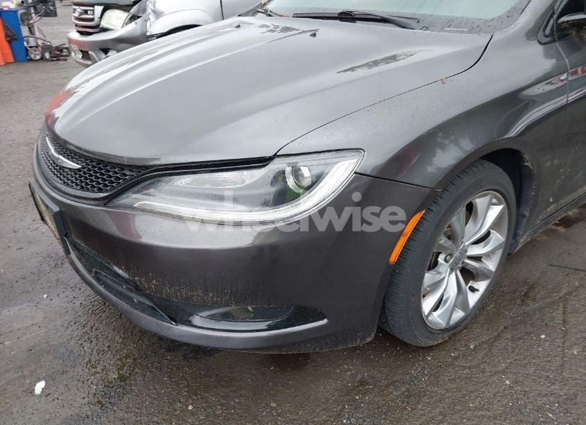 Photo 6 of 2015 Chrysler 200 S (VIN 1C3CCCDG9FN665041)