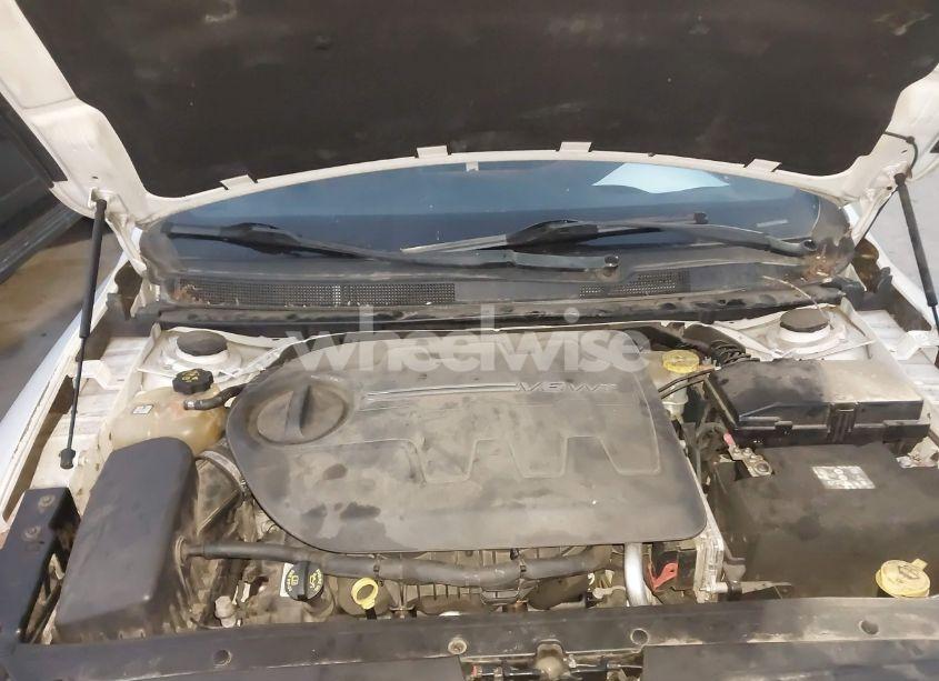 Photo 10 of 2015 Chrysler 200 S (VIN 1C3CCCDG9FN668683)