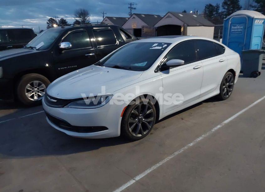 Photo 2 of 2015 Chrysler 200 S (VIN 1C3CCCDG9FN668683)