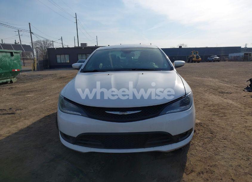 Photo 12 of 2016 Chrysler 200 S (VIN 1C3CCCDG9GN105554)