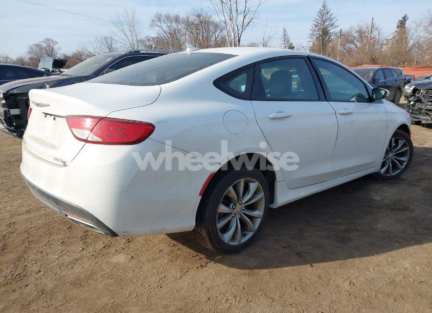 Photo 4 of 2016 Chrysler 200 S (VIN 1C3CCCDG9GN105554)