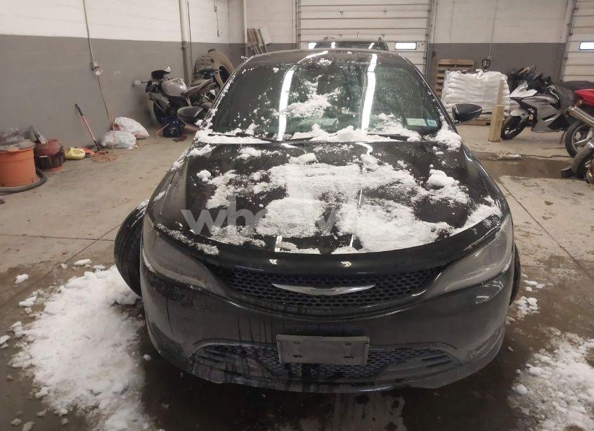 Photo 12 of 2015 Chrysler 200 S (VIN 1C3CCCDGXFN718149)