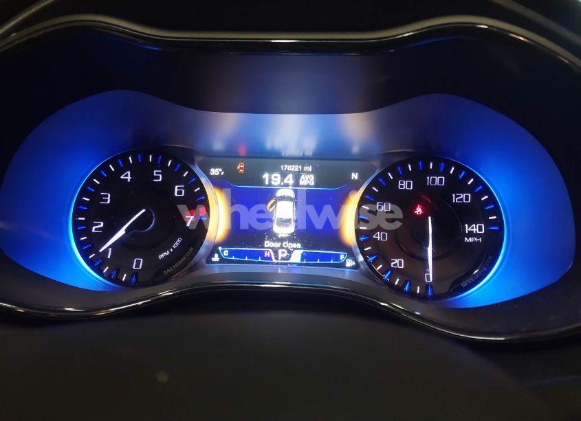 Photo 7 of 2015 Chrysler 200 S (VIN 1C3CCCDGXFN718149)