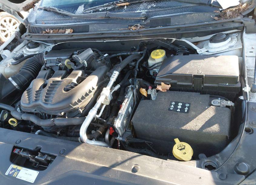 Photo 10 of 2015 Chrysler 200 C (VIN 1C3CCCEG0FN523594)