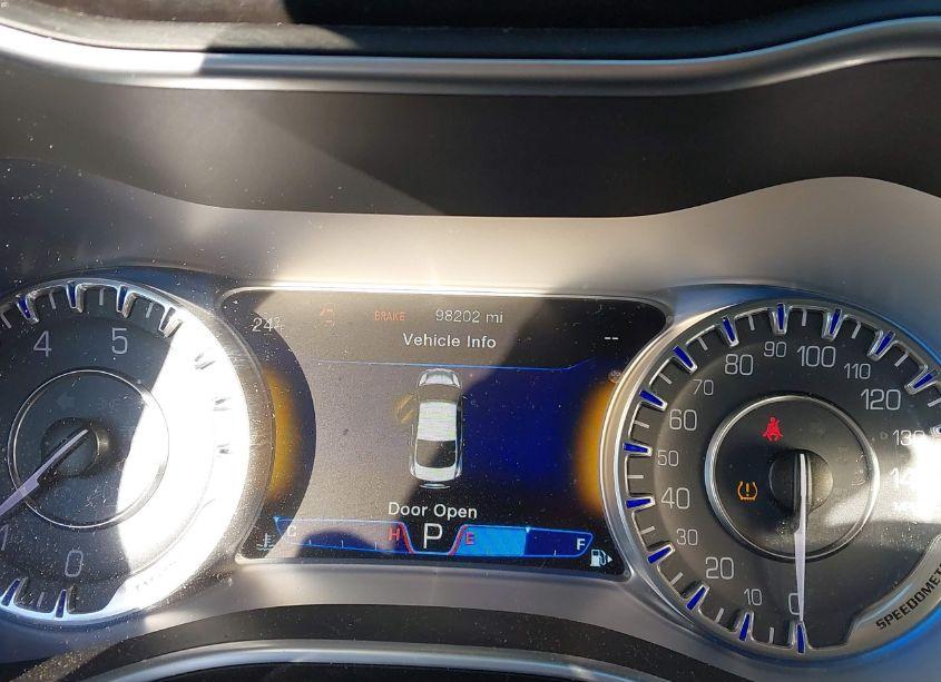 Photo 15 of 2015 Chrysler 200 C (VIN 1C3CCCEG0FN523594)