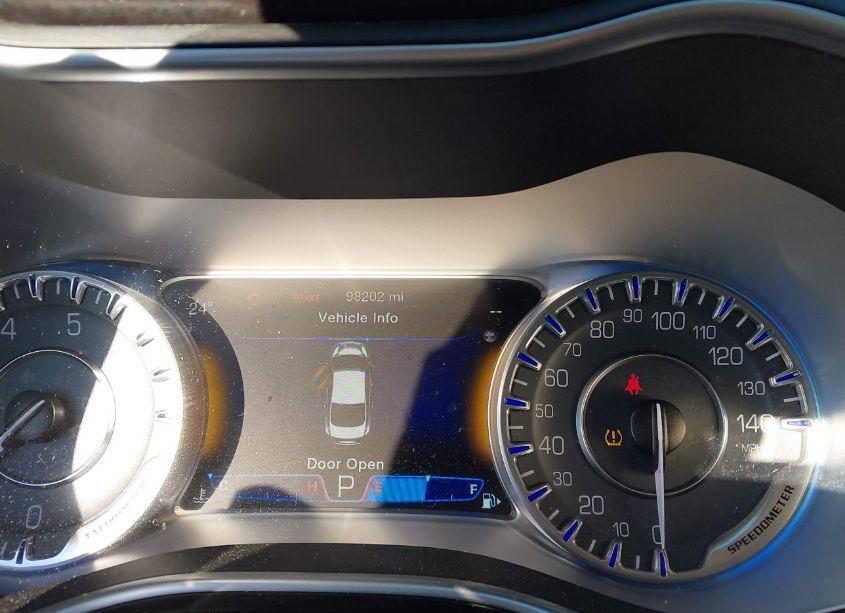 Photo 7 of 2015 Chrysler 200 C (VIN 1C3CCCEG0FN523594)