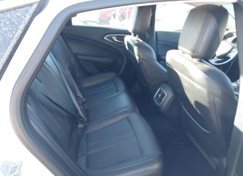 Photo 8 of 2015 Chrysler 200 C (VIN 1C3CCCEG0FN523594)