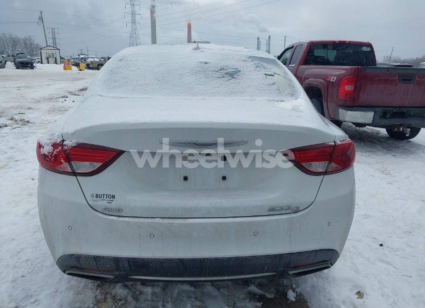 Photo 17 of 2015 Chrysler 200 C (VIN 1C3CCCEG0FN540878)