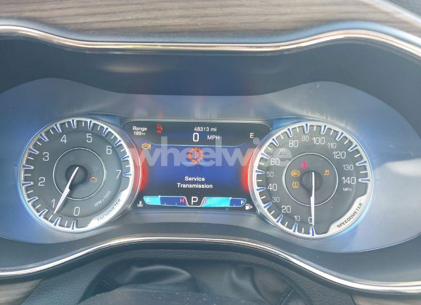 Photo 7 of 2015 Chrysler 200 C (VIN 1C3CCCEG0FN542873)