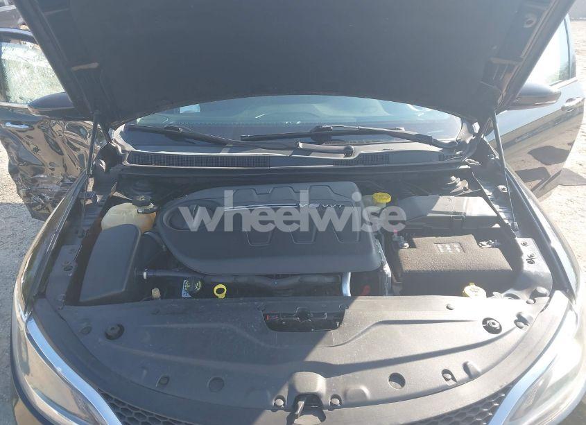 Photo 10 of 2015 Chrysler 200 C (VIN 1C3CCCEG0FN553629)