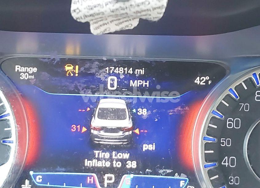 Photo 15 of 2015 Chrysler 200 C (VIN 1C3CCCEG2FN522561)