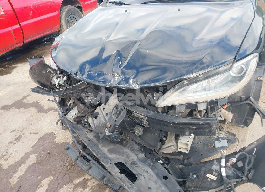 Photo 6 of 2015 Chrysler 200 C (VIN 1C3CCCEG2FN522561)