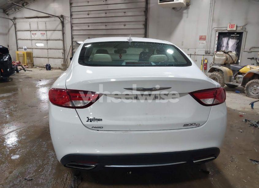 Photo 16 of 2015 Chrysler 200 C (VIN 1C3CCCEG2FN615774)
