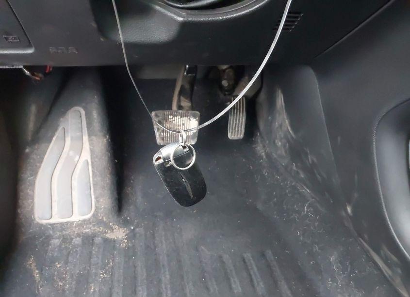 Photo 11 of 2015 Chrysler 200 C (VIN 1C3CCCEG3FN511228)