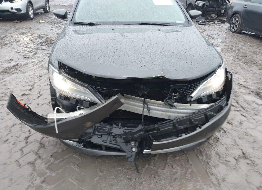 Photo 6 of 2015 Chrysler 200 C (VIN 1C3CCCEG3FN511228)