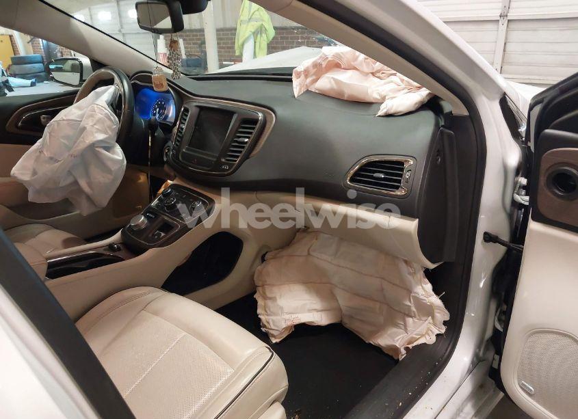 Photo 5 of 2015 Chrysler 200 C (VIN 1C3CCCEG3FN583286)