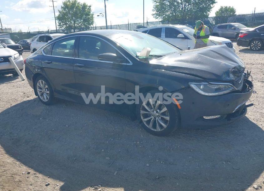 2015 Chrysler 200 C (VIN 1C3CCCEG4FN512646) main photo