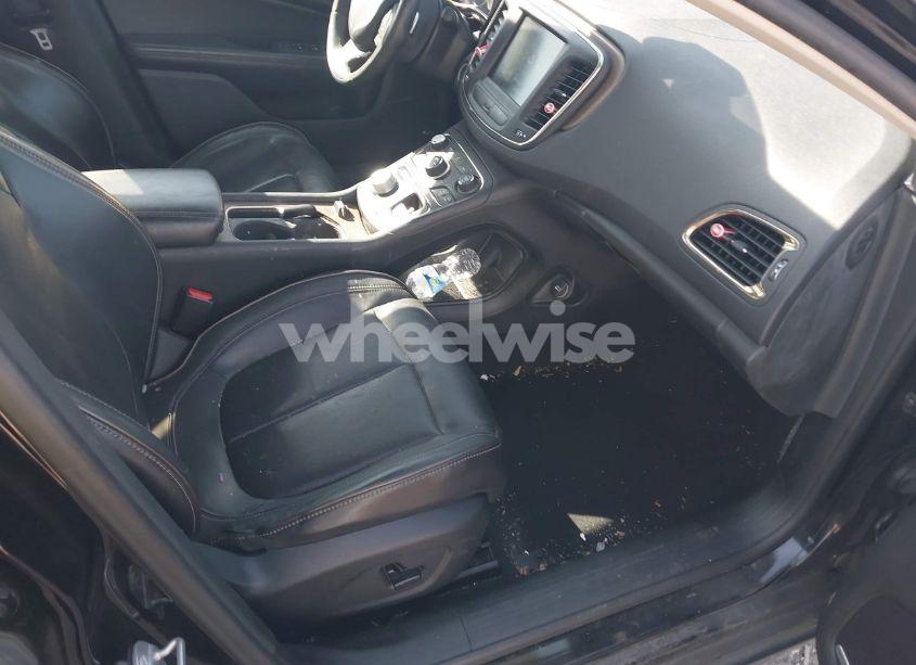 Photo 5 of 2015 Chrysler 200 C (VIN 1C3CCCEG4FN512646)