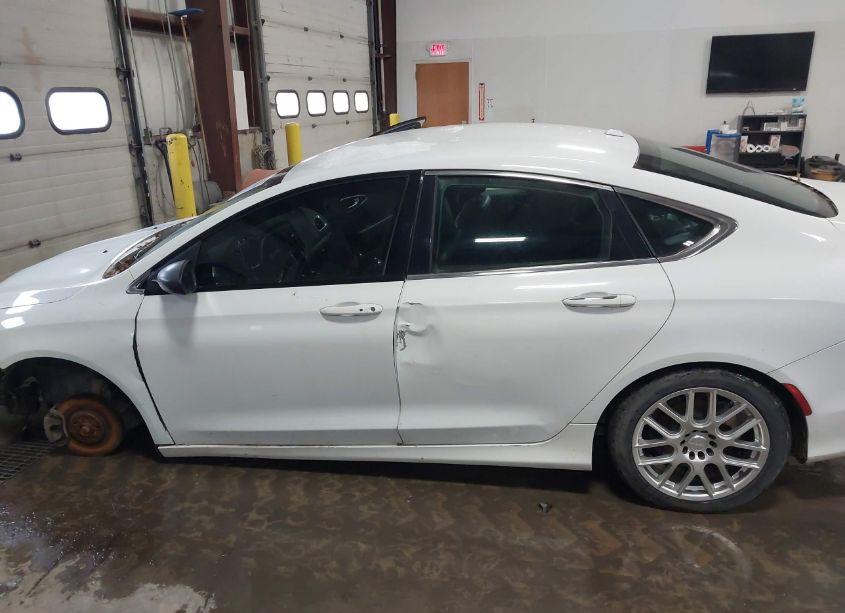 Photo 14 of 2015 Chrysler 200 C (VIN 1C3CCCEG4FN540110)