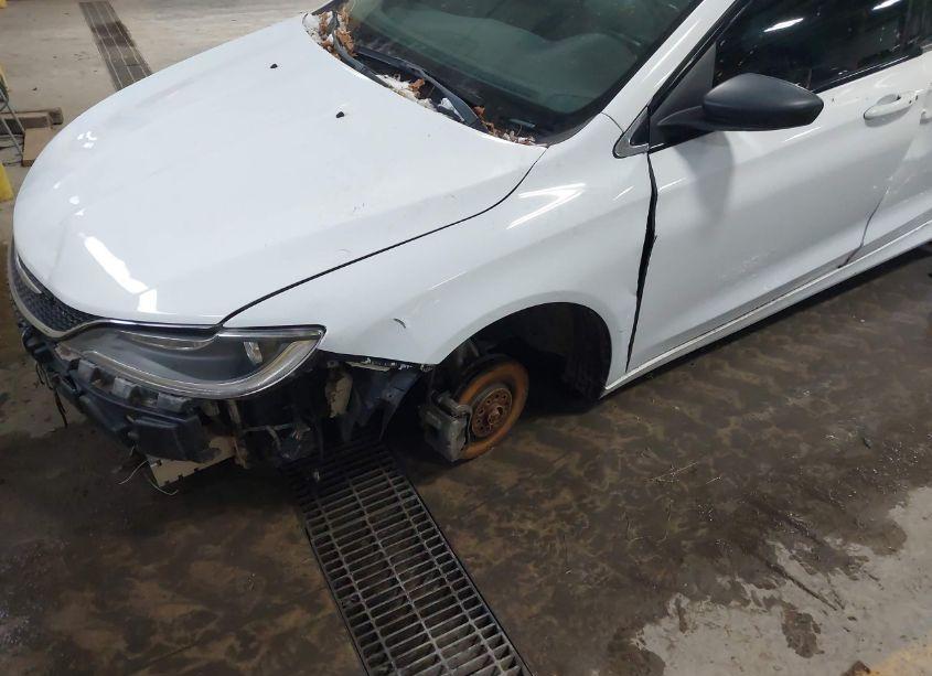 Photo 2 of 2015 Chrysler 200 C (VIN 1C3CCCEG4FN540110)