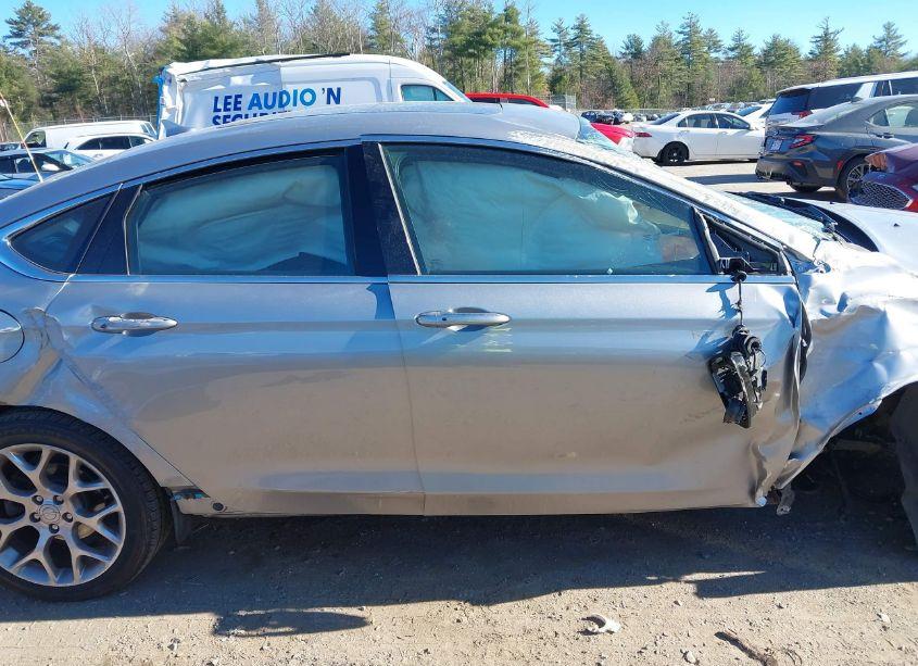 Photo 13 of 2015 Chrysler 200 C (VIN 1C3CCCEG4FN673949)