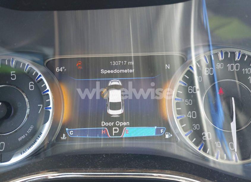 Photo 15 of 2015 Chrysler 200 C (VIN 1C3CCCEG8FN598172)