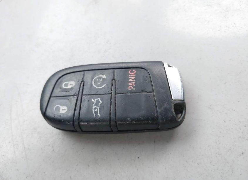 Photo 11 of 2015 Chrysler 200 C (VIN 1C3CCCEG8FN656930)