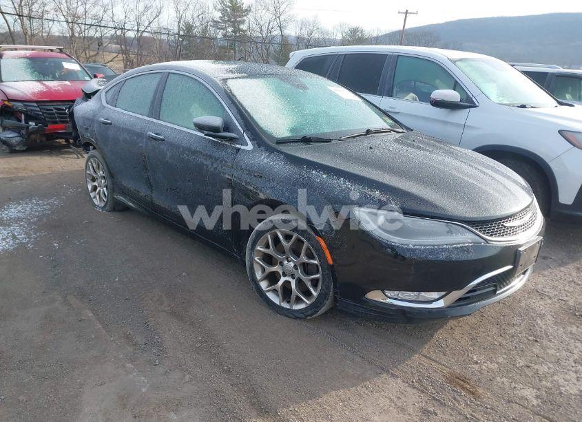 2015 Chrysler 200 C (VIN 1C3CCCEG8FN683626) main photo