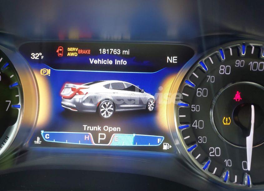 Photo 15 of 2015 Chrysler 200 C (VIN 1C3CCCEG8FN683626)