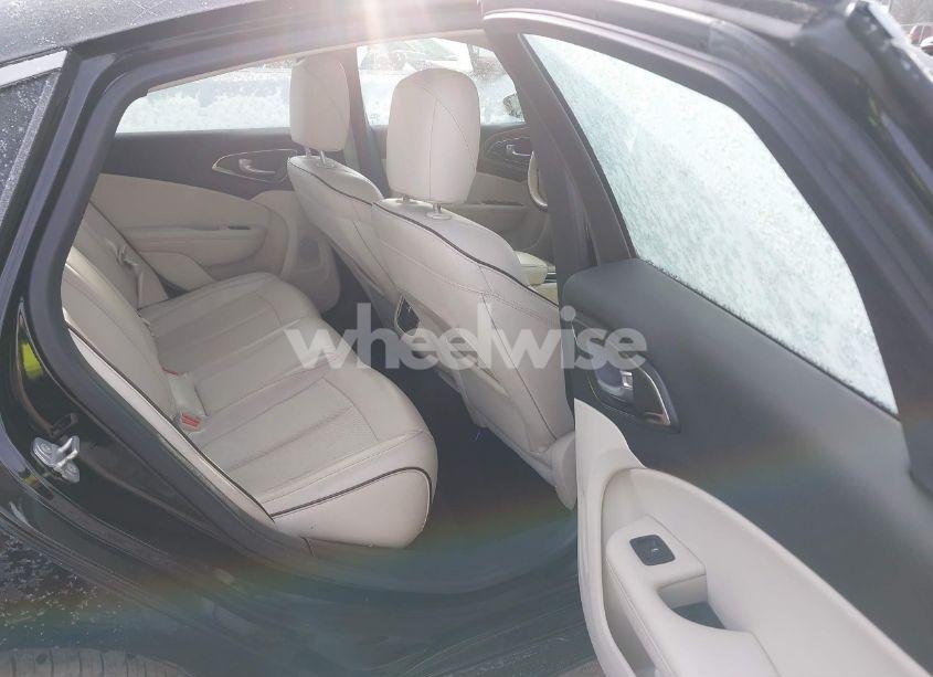 Photo 8 of 2015 Chrysler 200 C (VIN 1C3CCCEG8FN683626)