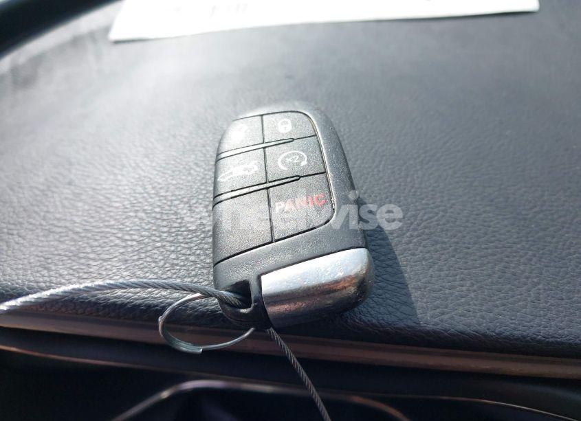 Photo 11 of 2015 Chrysler 200 C (VIN 1C3CCCEG9FN512383)