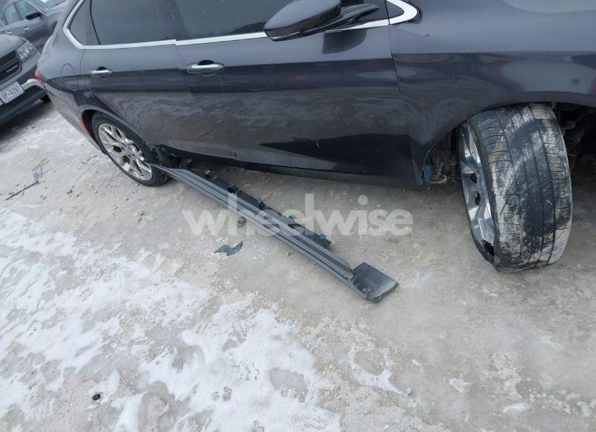 Photo 12 of 2015 Chrysler 200 C (VIN 1C3CCCEG9FN512383)