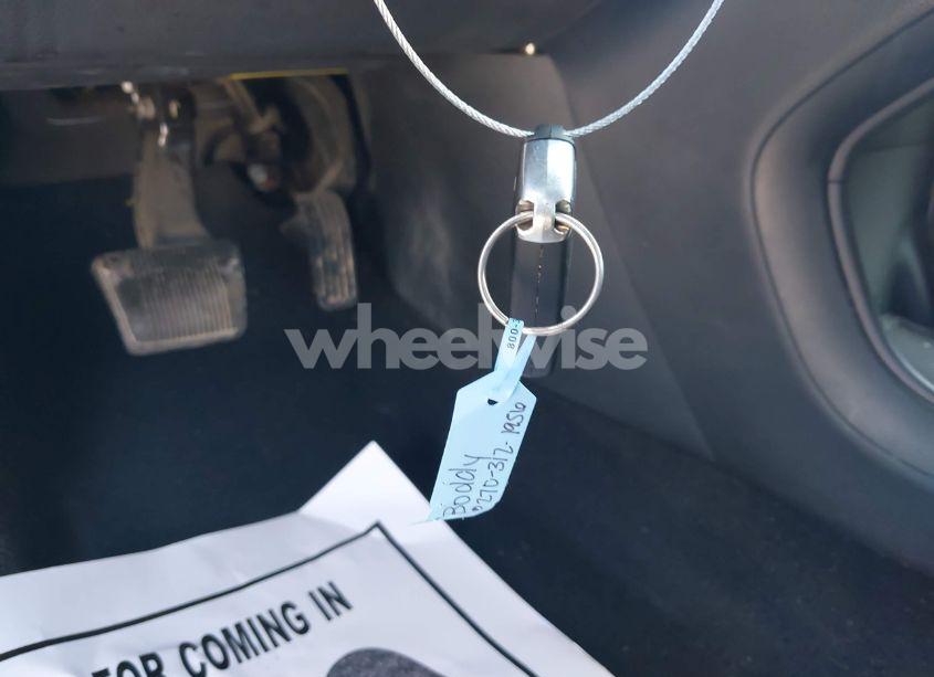 Photo 11 of 2015 Chrysler 200 C (VIN 1C3CCCEG9FN530575)