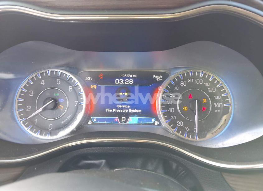 Photo 7 of 2015 Chrysler 200 C (VIN 1C3CCCEGXFN523845)