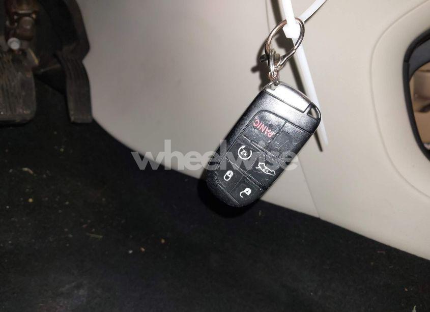 Photo 11 of 2015 Chrysler 200 C (VIN 1C3CCCEGXFN643225)