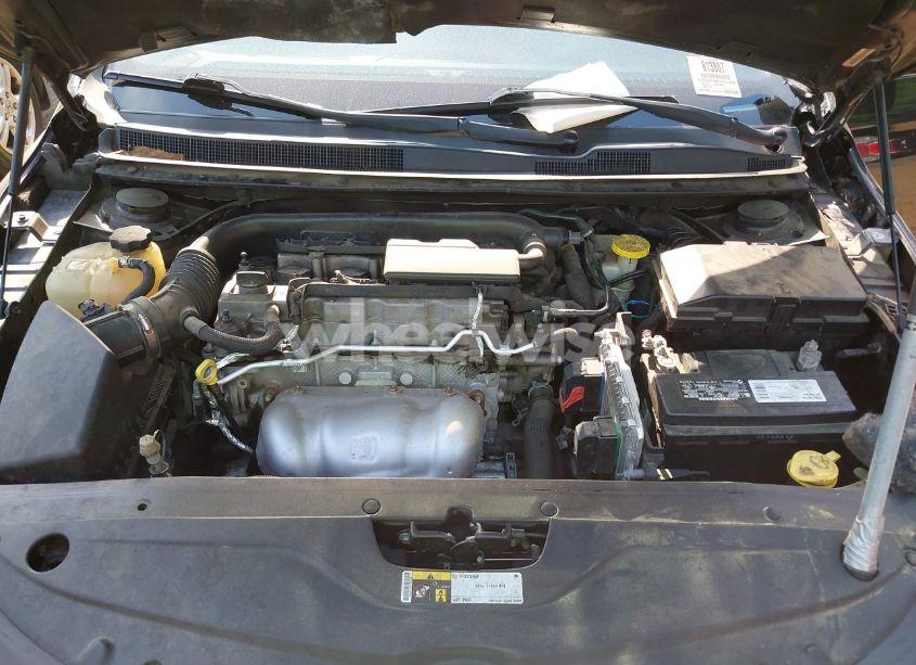 Photo 10 of 2015 Chrysler 200 LX (VIN 1C3CCCFB0FN655466)