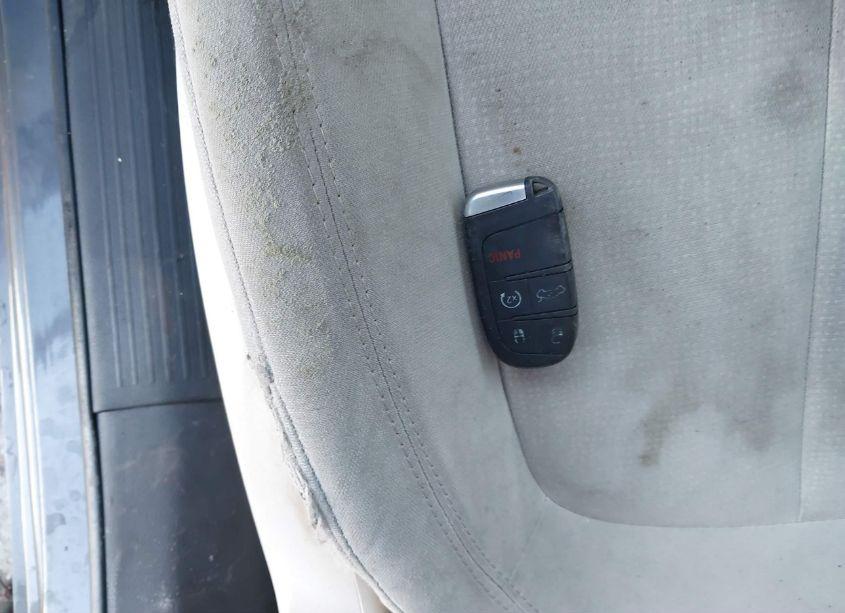 Photo 11 of 2016 Chrysler 200 TOURING (VIN 1C3CCCFB0GN182282)