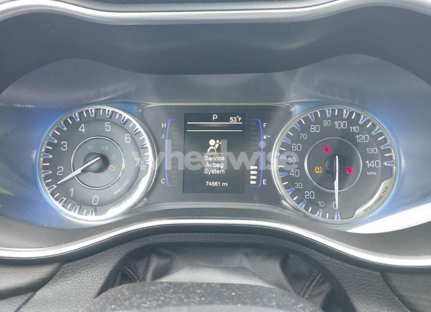 Photo 15 of 2016 Chrysler 200 TOURING (VIN 1C3CCCFB0GN189054)