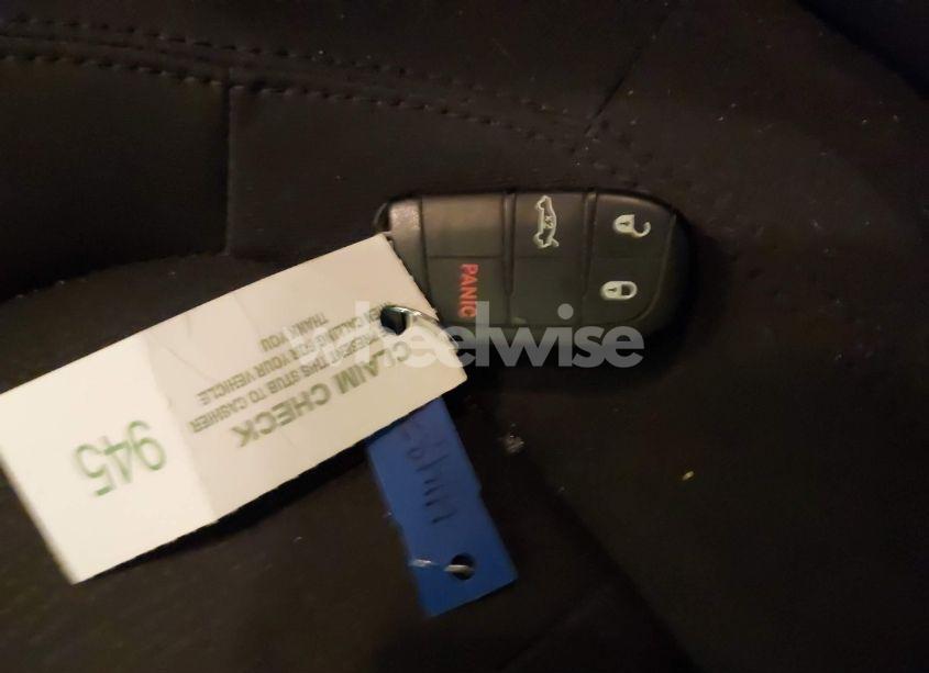 Photo 11 of 2015 Chrysler 200 LX (VIN 1C3CCCFB1FN622072)