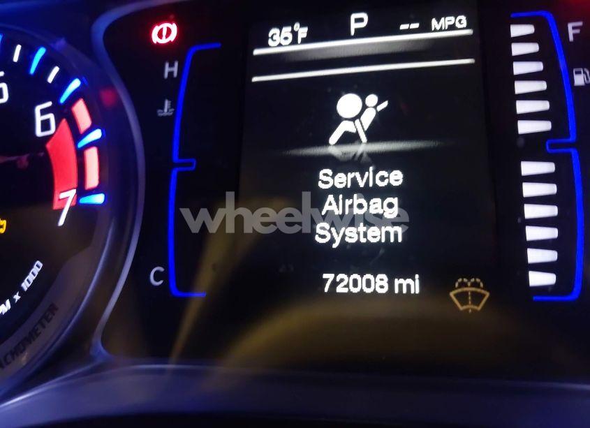 Photo 15 of 2015 Chrysler 200 LX (VIN 1C3CCCFB1FN622072)