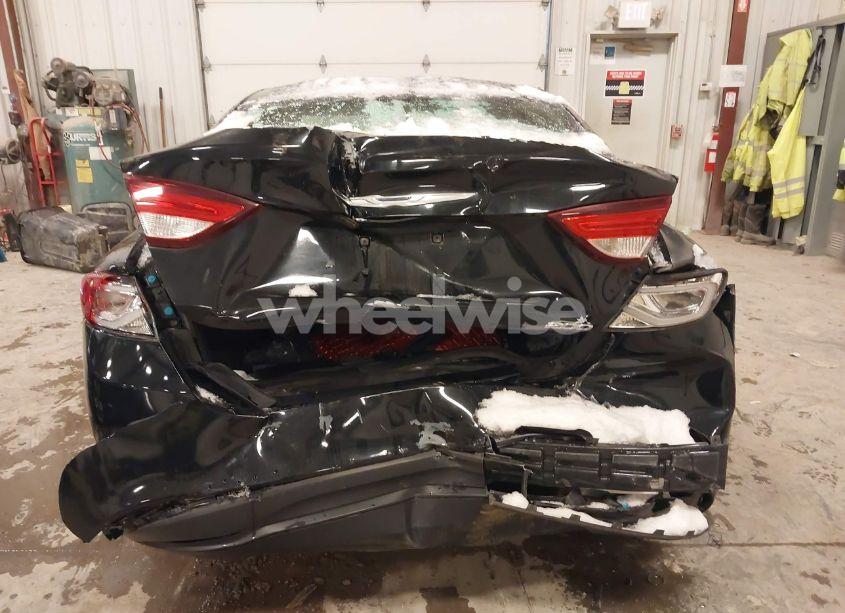 Photo 16 of 2015 Chrysler 200 LX (VIN 1C3CCCFB1FN622072)