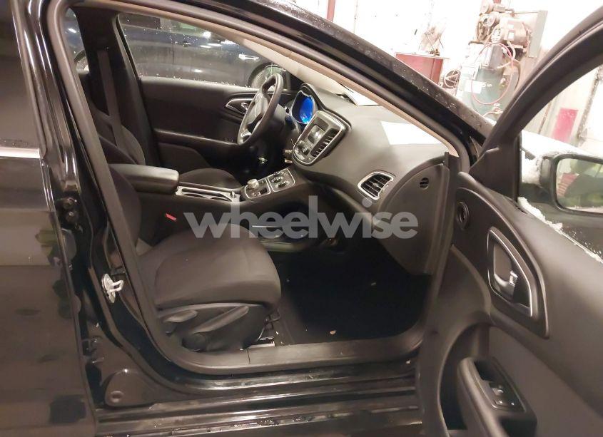 Photo 5 of 2015 Chrysler 200 LX (VIN 1C3CCCFB1FN622072)