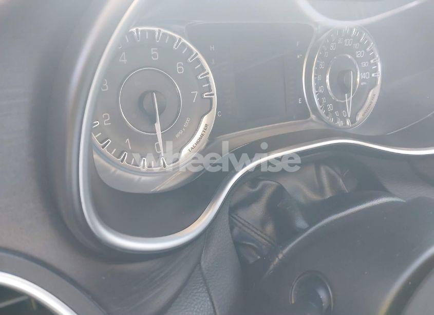 Photo 7 of 2015 Chrysler 200 LX (VIN 1C3CCCFB3FN547505)