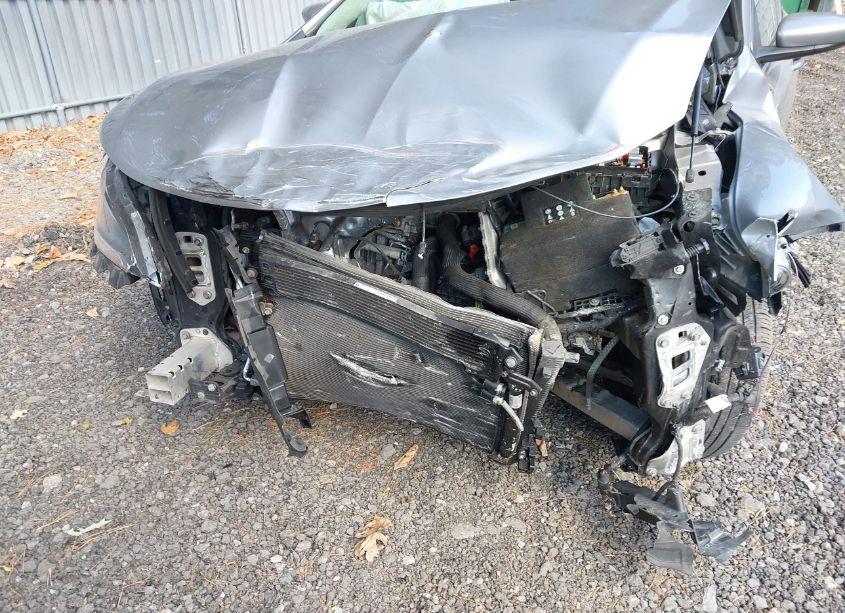 Photo 6 of 2015 Chrysler 200 LX (VIN 1C3CCCFB3FN564319)