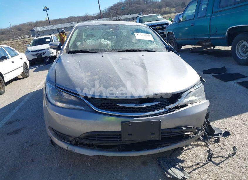 Photo 12 of 2016 Chrysler 200 TOURING (VIN 1C3CCCFB4GN183760)