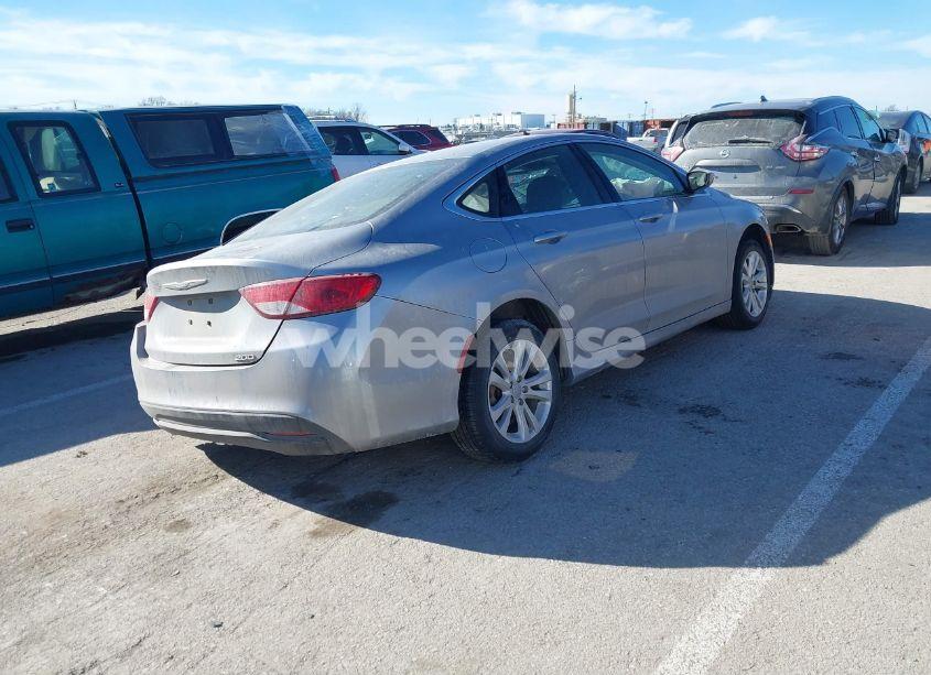 Photo 4 of 2016 Chrysler 200 TOURING (VIN 1C3CCCFB4GN183760)